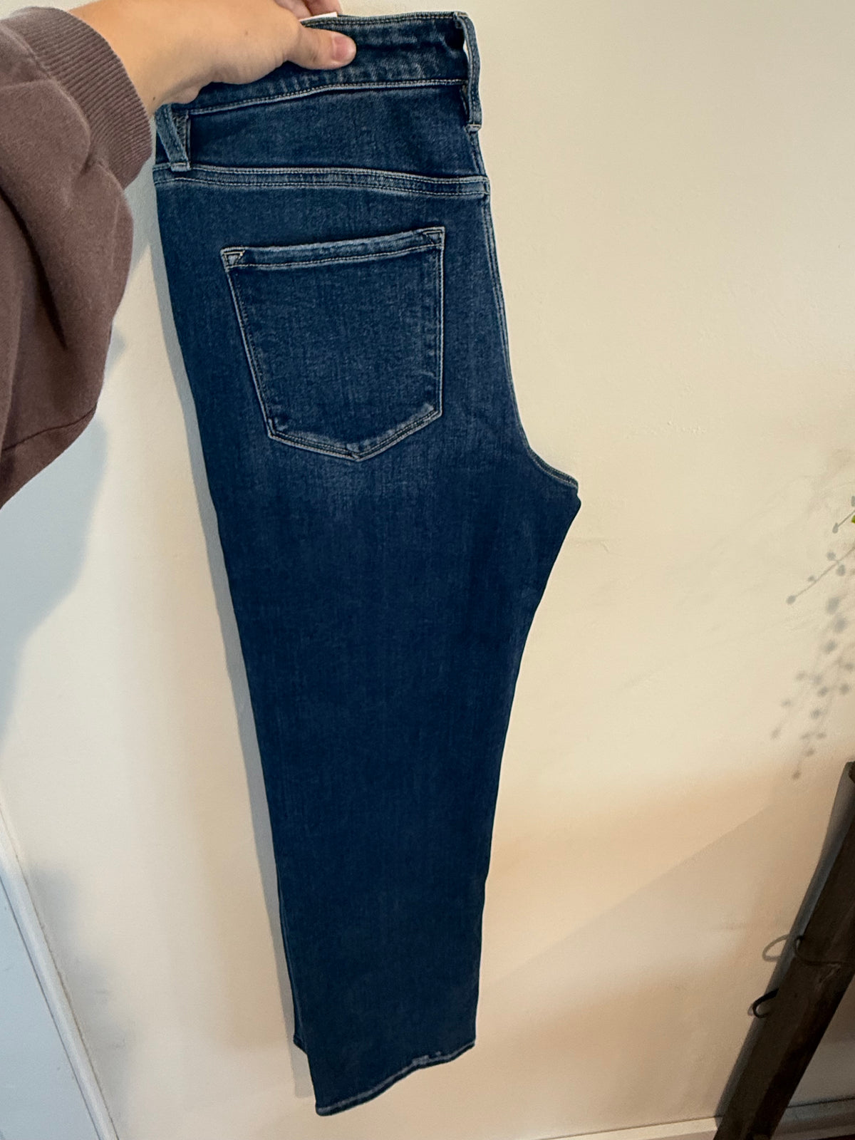 VERVET DARK WASH STRAIGHT LEG JEANS