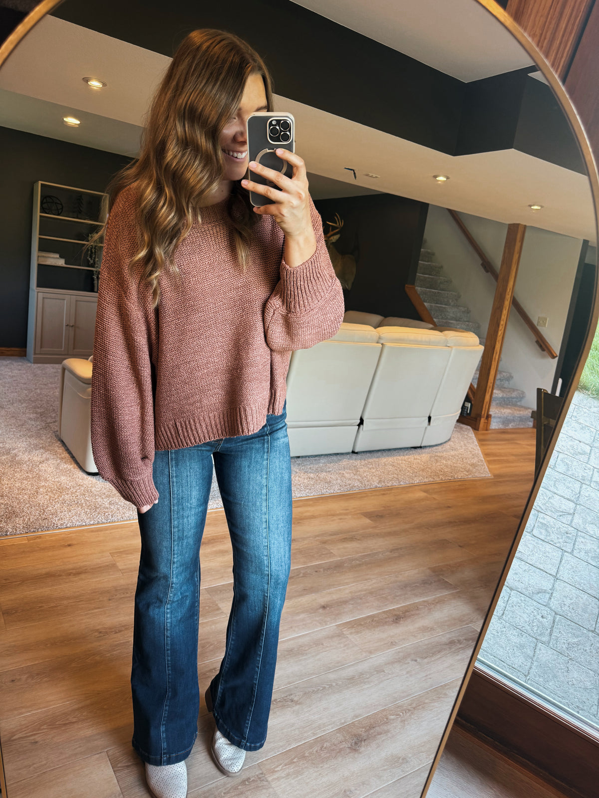 ROSE BUBBLE SLEEVE SWEATER