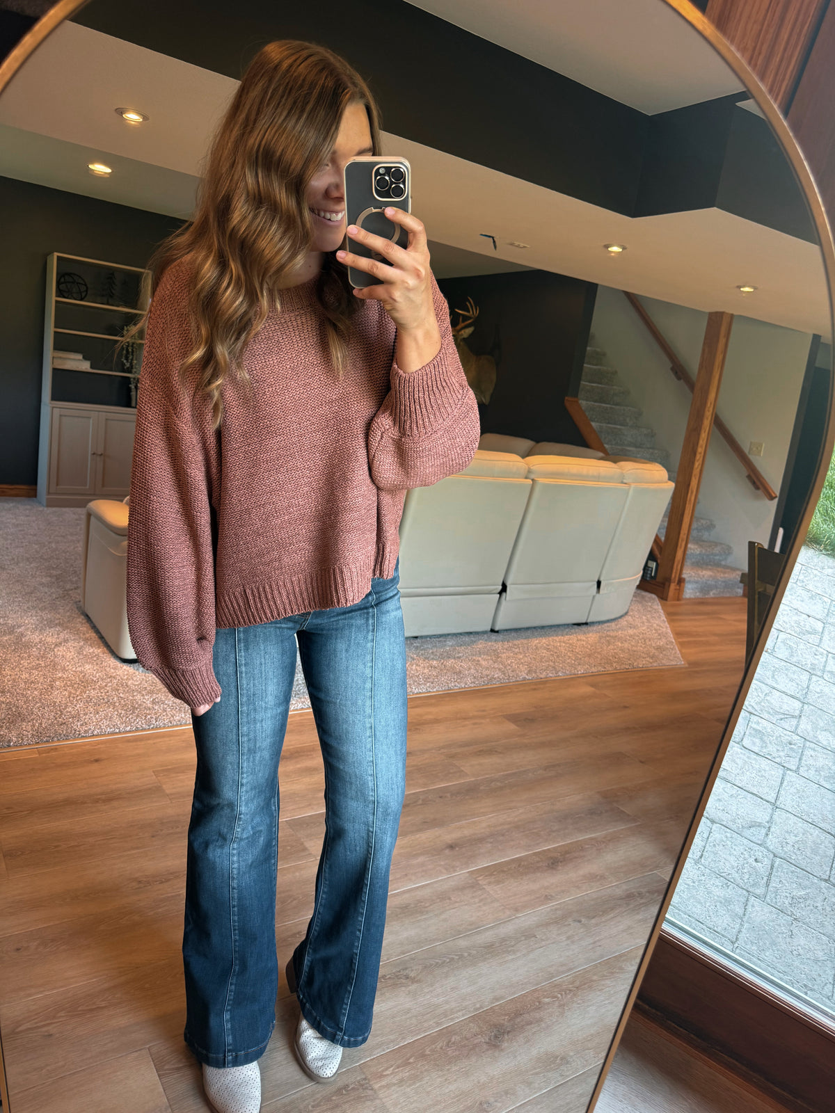 ROSE BUBBLE SLEEVE SWEATER