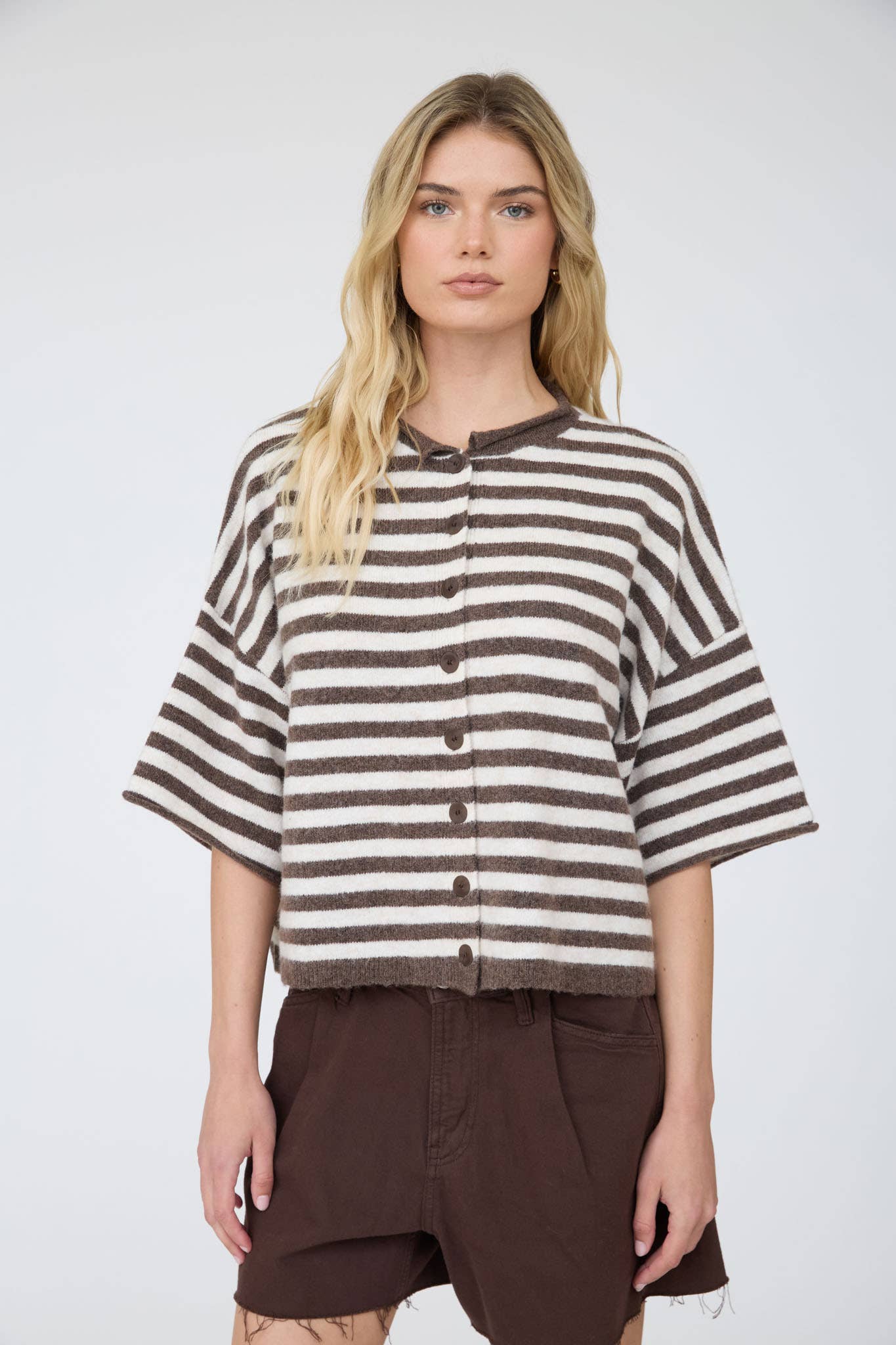 STRIPE RAW EDGE SHORT SLEEVE BUTTON DOWN CARDIGAN